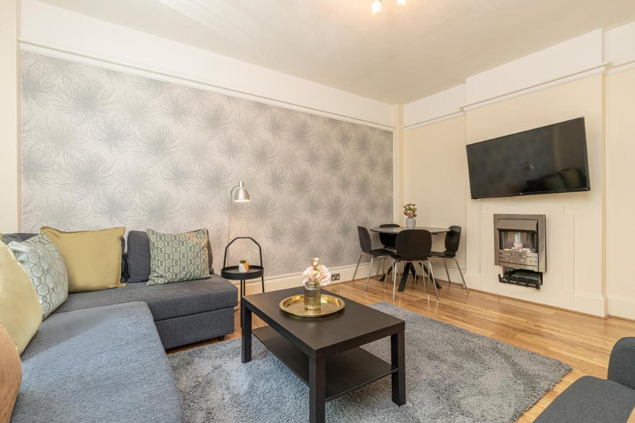 Charming 2 Bedroom Flat In Kensington High Street Londres Exterior foto